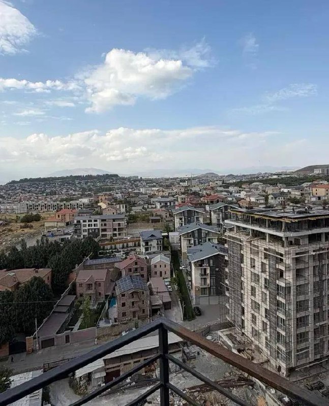 2-Bedroom Apartment for Rent in Avan photo 8 of 8