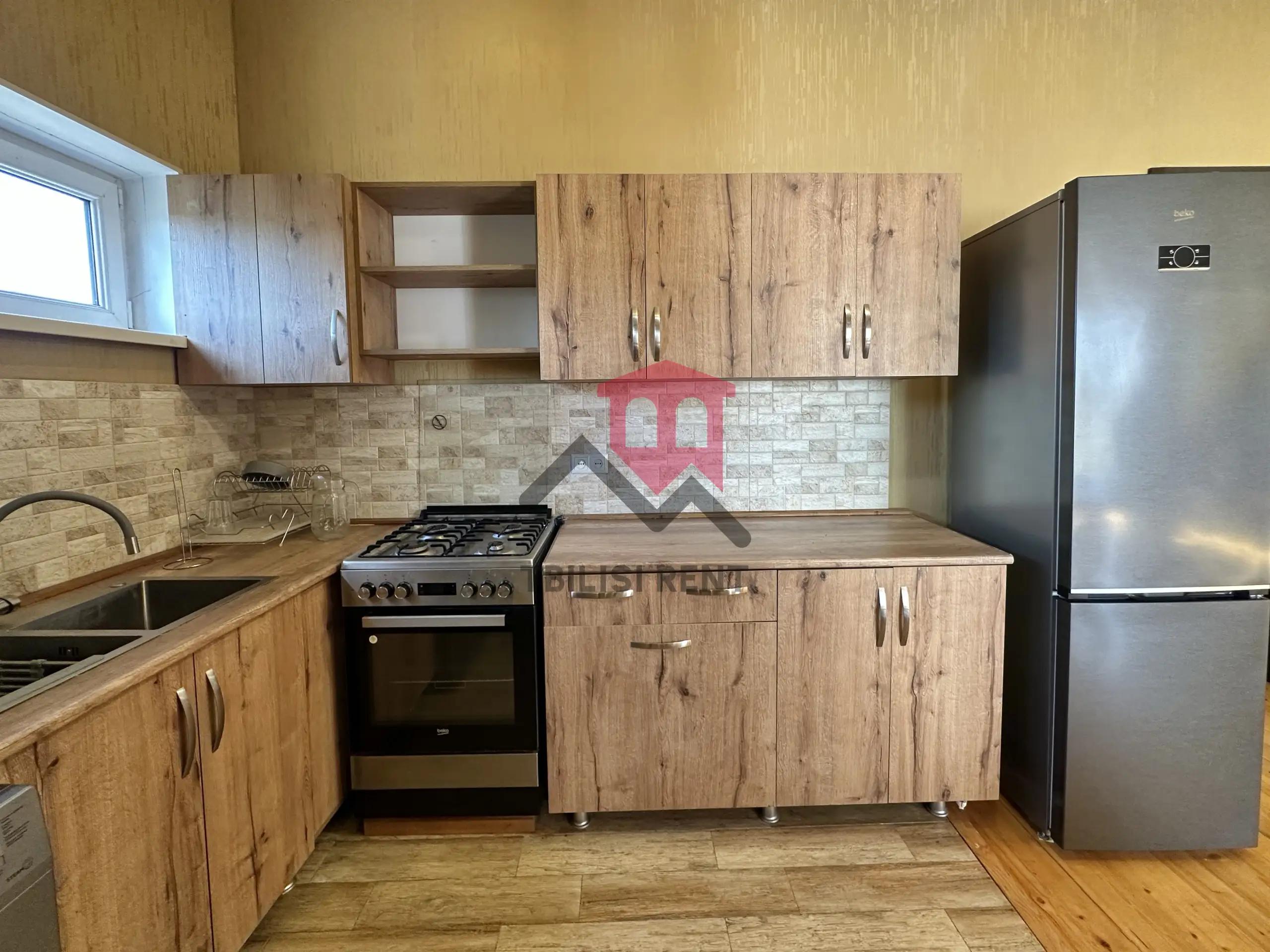 Upper Floor with 2 Bedrooms in Isani photo 4 of 8