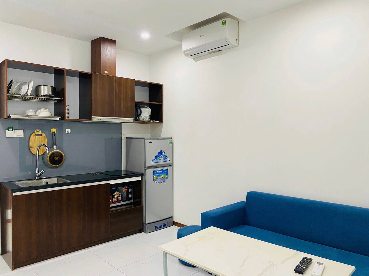 1-Bedroom Apartment on Tran Van Du photo 2 of 8