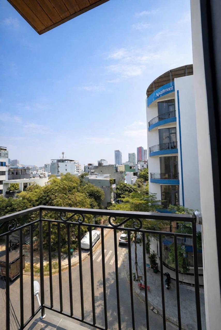 1-Bedroom Apartment in Son Tra photo 1 of 6