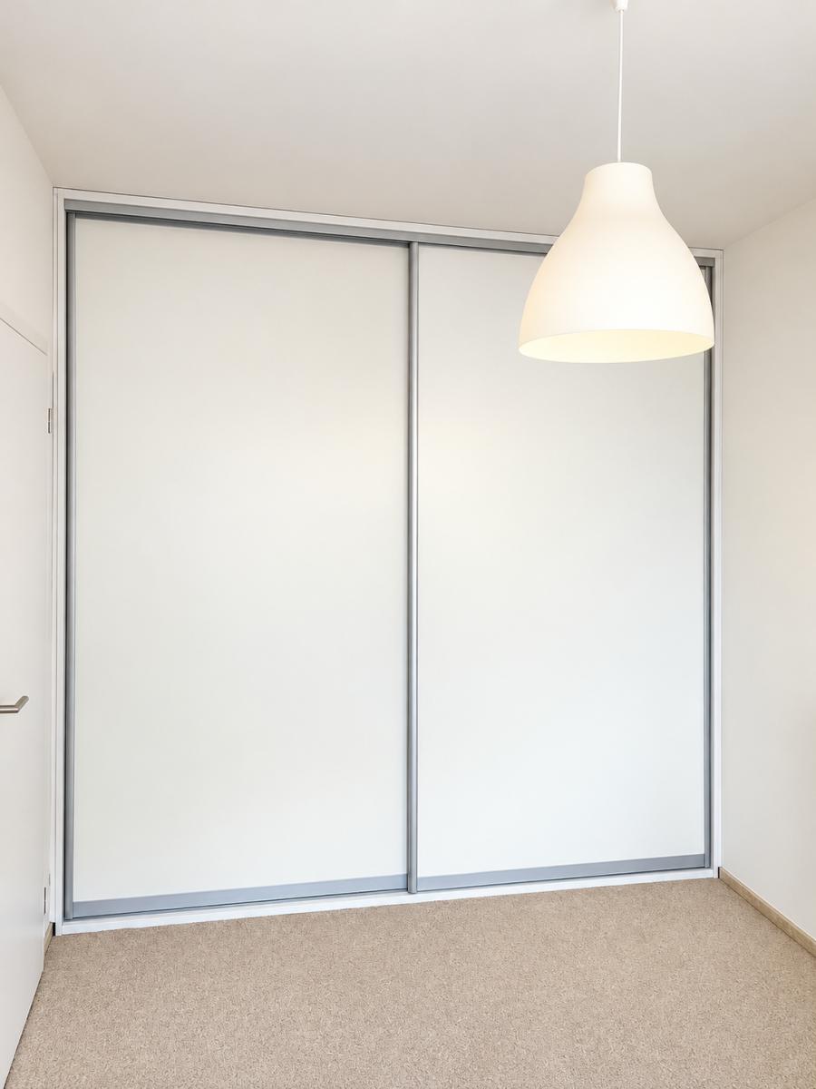 1-Bedroom Apartment with Balcony in Prague photo 5 of 8