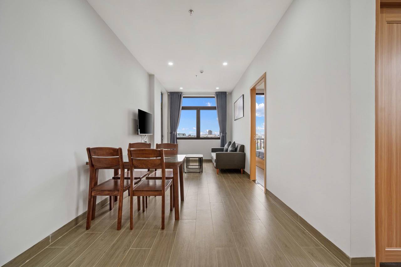2-Bedroom Apartment with Pool in Son Tra photo 6 of 8