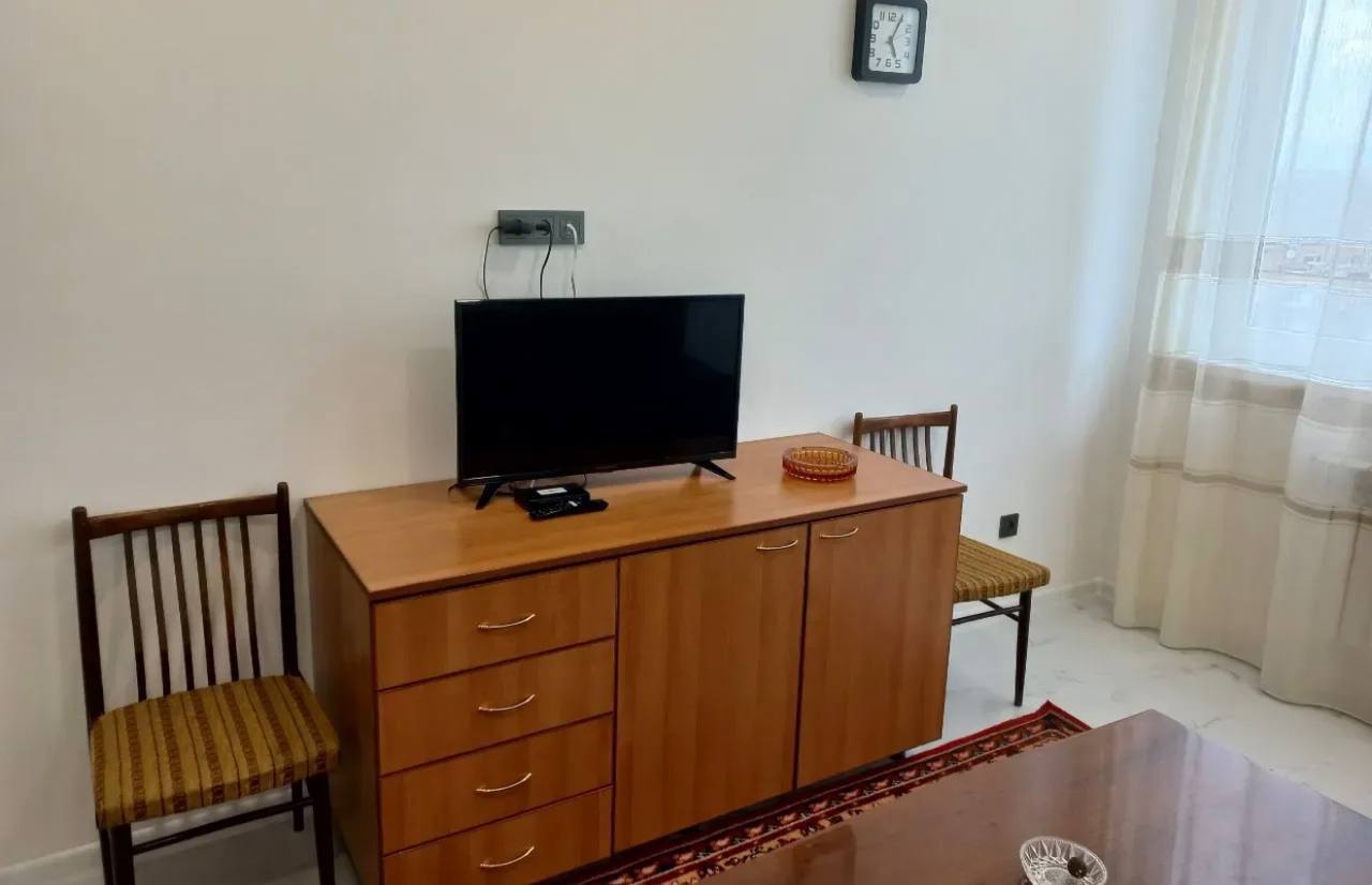 Furnished 2-Bedroom Apartment in Achapnyak photo 2 of 8