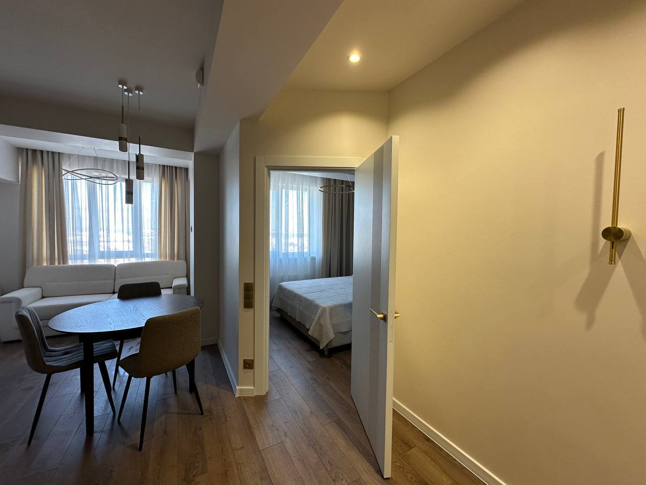 1-Bedroom Apartment with Living Room in Central Chisinau photo 4 of 8