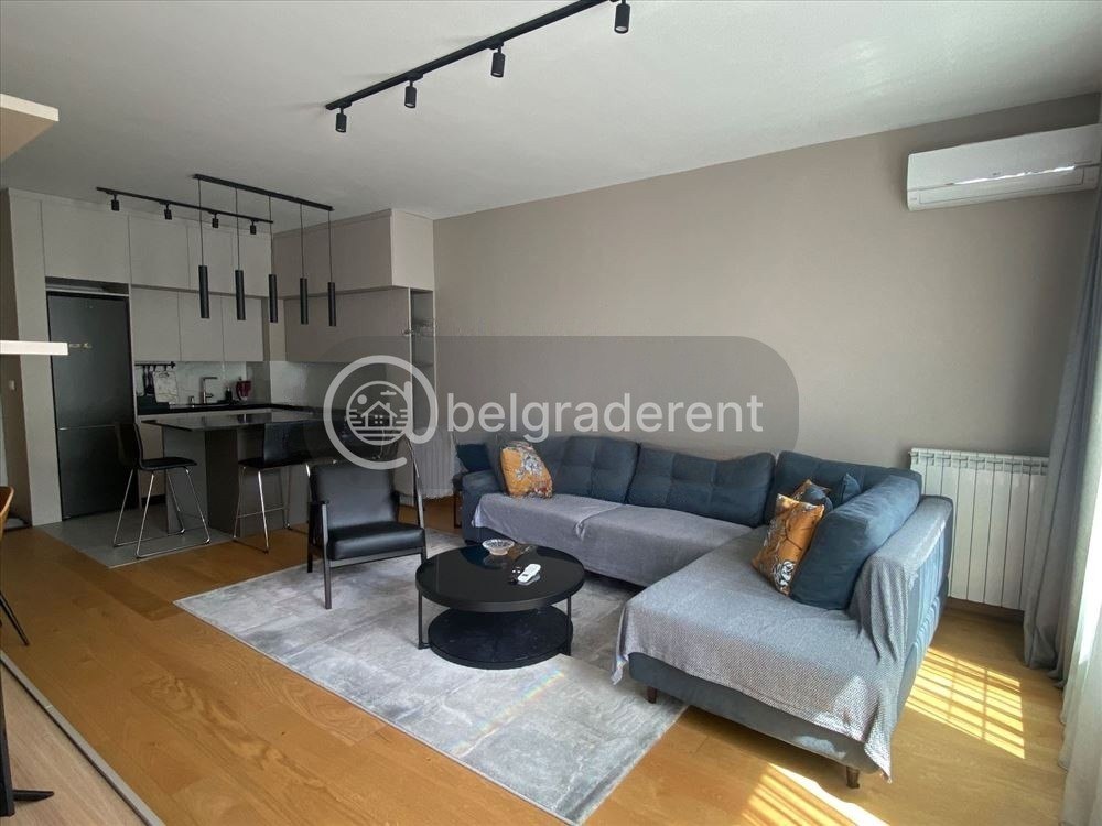 Two-Room Apartment in Novi Beograd photo 3 of 8