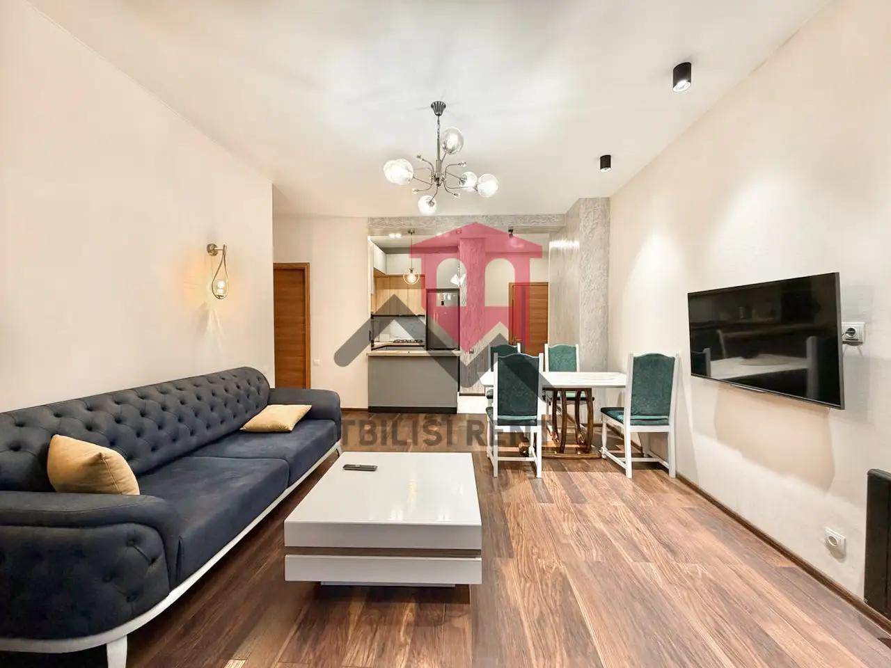 Spacious Designer Apartment in Vake photo 3 of 8