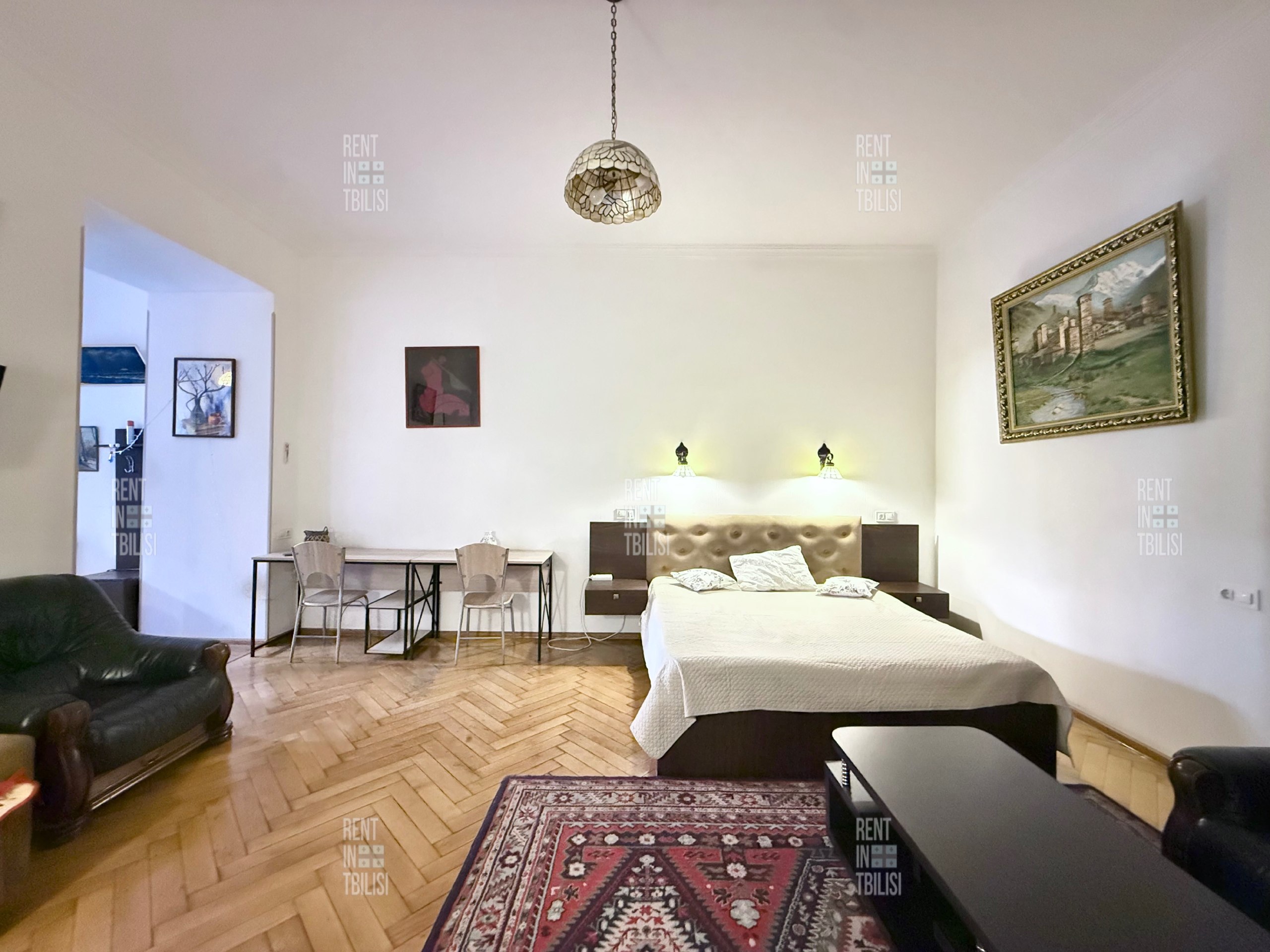 One-Bedroom Apartment Near Liberty Square photo 1 of 8