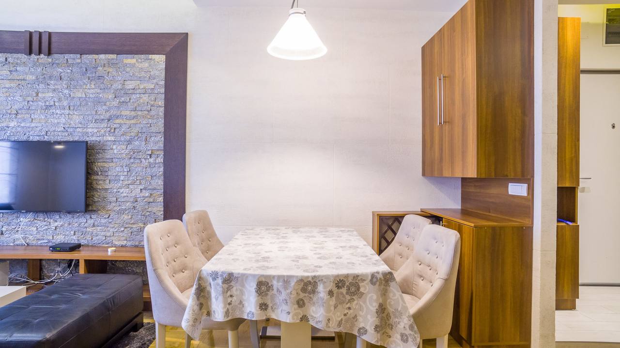62 m² Apartment on Đevđelijska Street photo 2 of 7