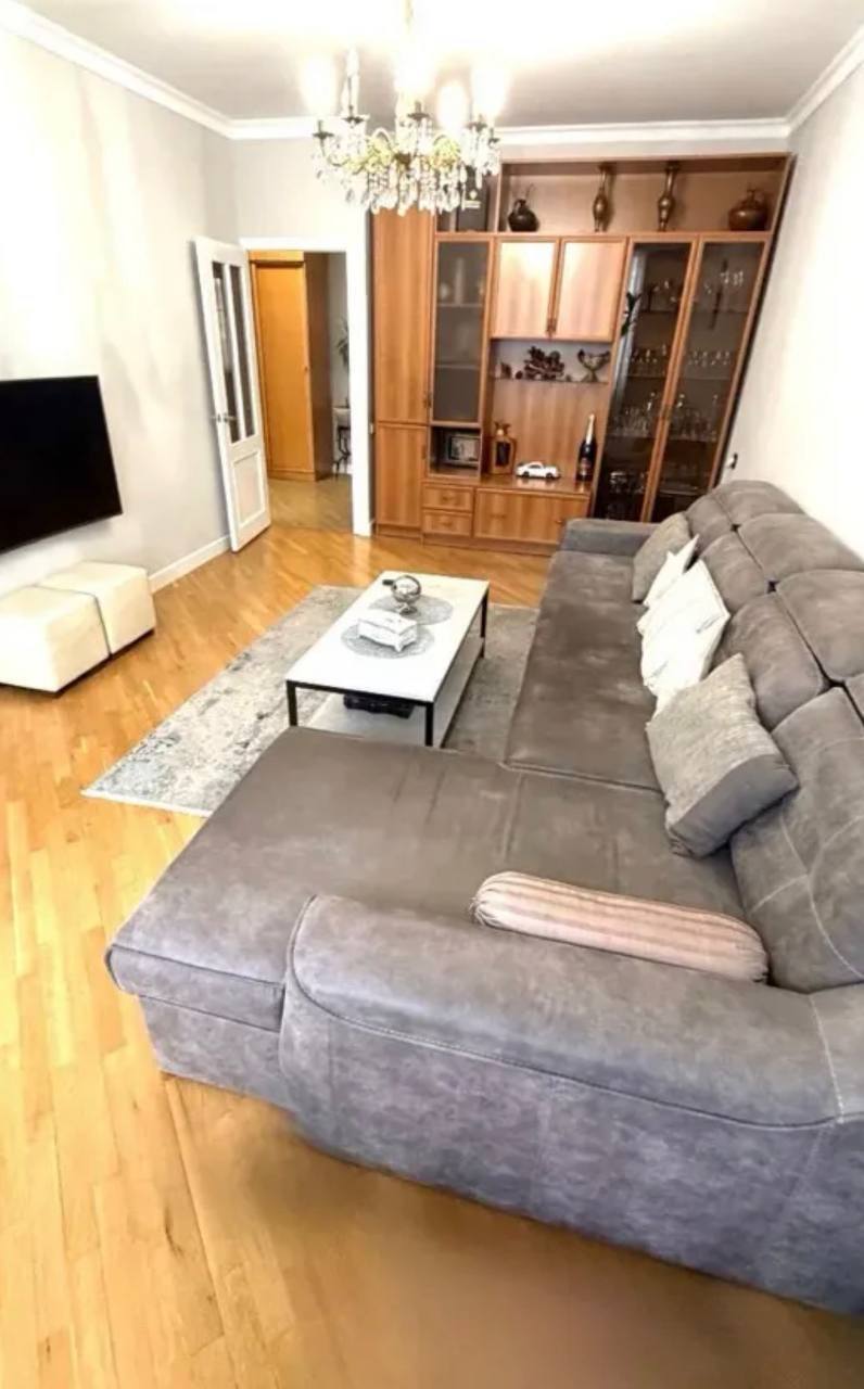 Furnished 3-Room Apartment in Ajapnyak photo 2 of 8