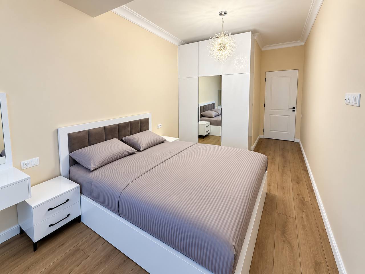 2-Bedroom Apartment in Bureg Residential Complex photo 5 of 8