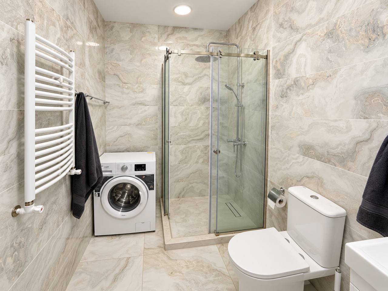 2-Bedroom Apartment in Bureg Residential Complex photo 8 of 8