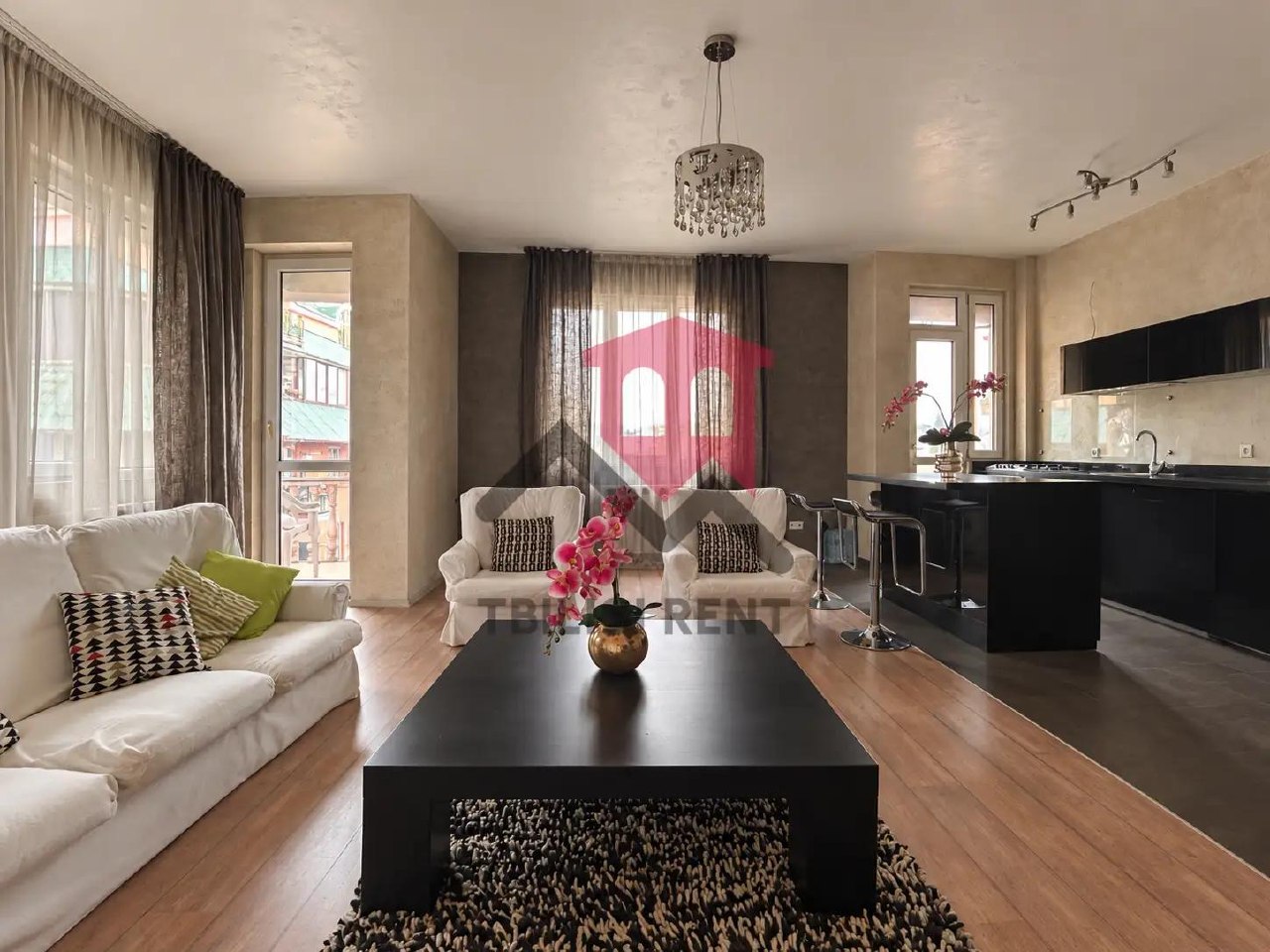 Designer 1-Bedroom Apartment in Vera photo 4 of 8