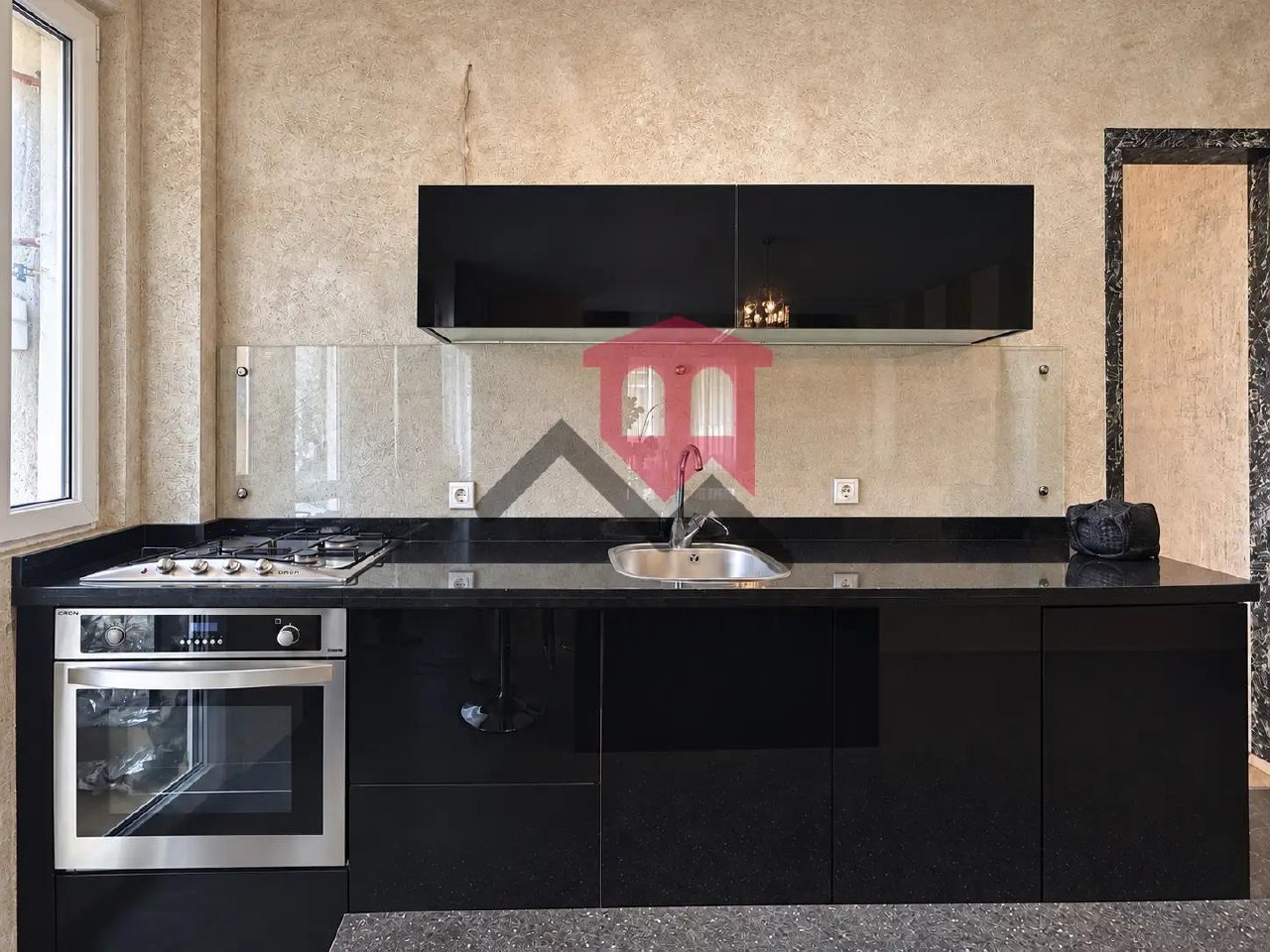 Designer 1-Bedroom Apartment in Vera photo 6 of 8