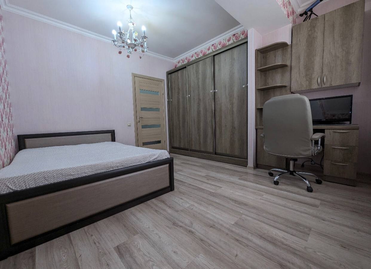Two-Bedroom Apartment in Riscani photo 3 of 8