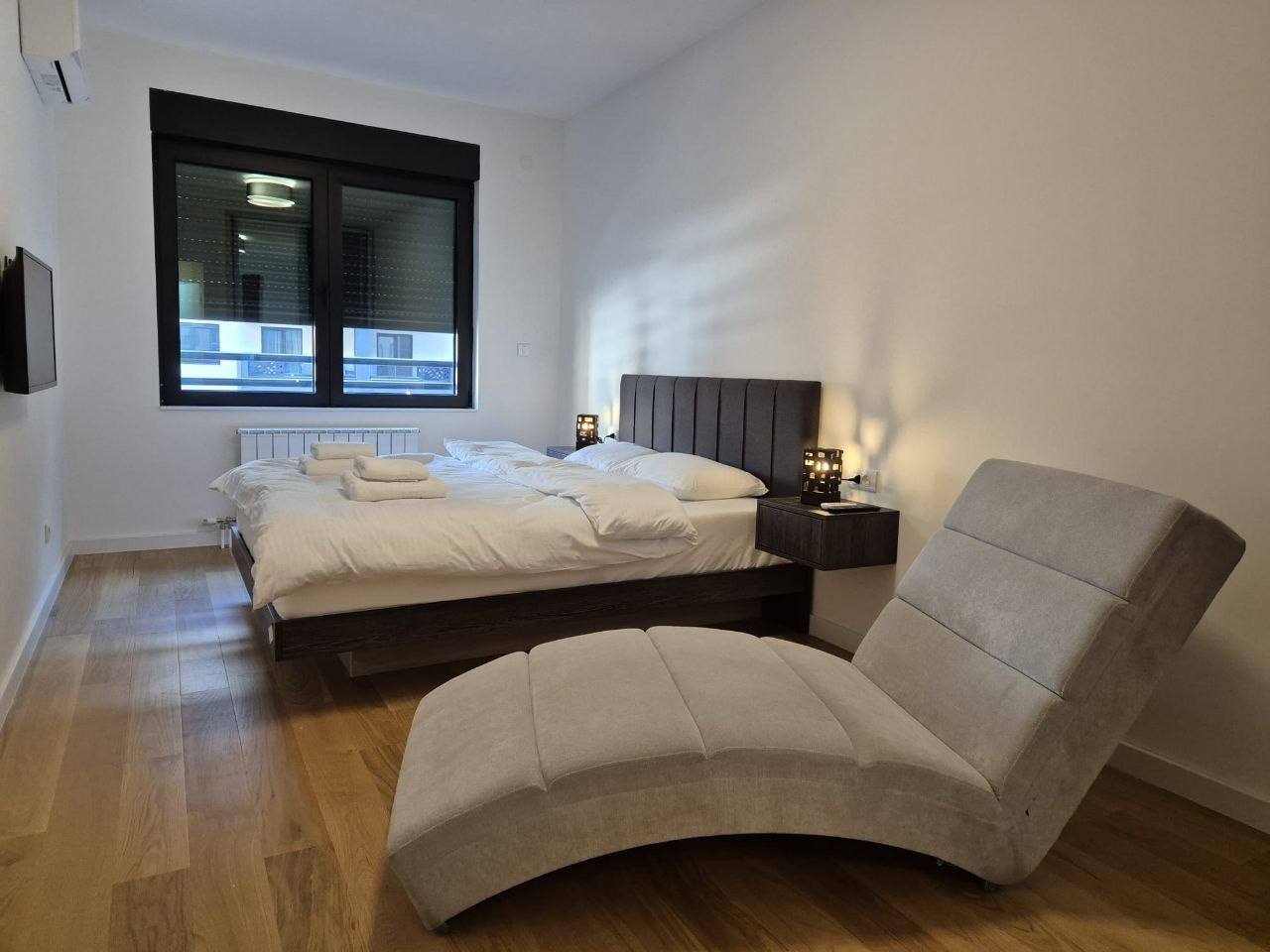 Two-Bedroom Apartment in Voždovac photo 7 of 8