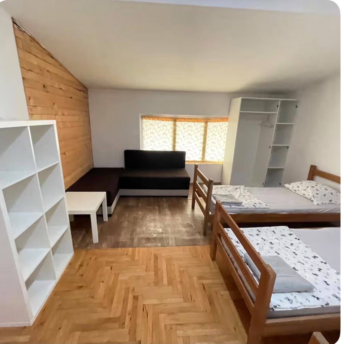Duplex Apartment with 4 Bedrooms in Zvezdara photo 6 of 8