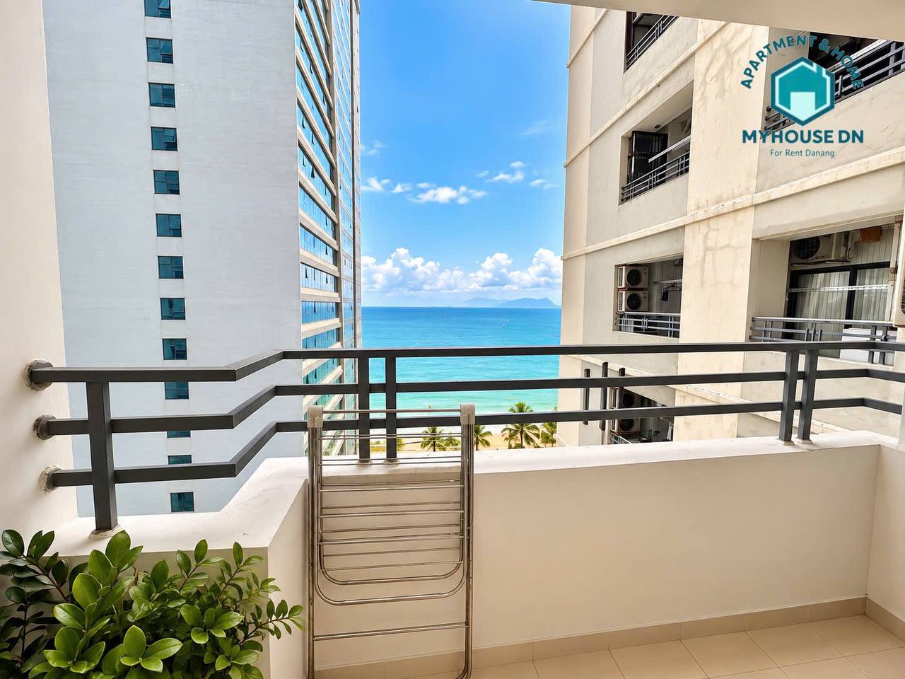 2-Bedroom Apartment with Sea View in My An photo 1 of 8