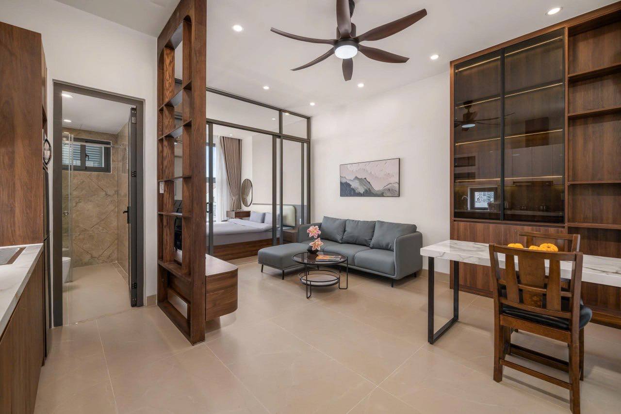 Modern Furnished Apartment with Gym Access photo 6 of 8