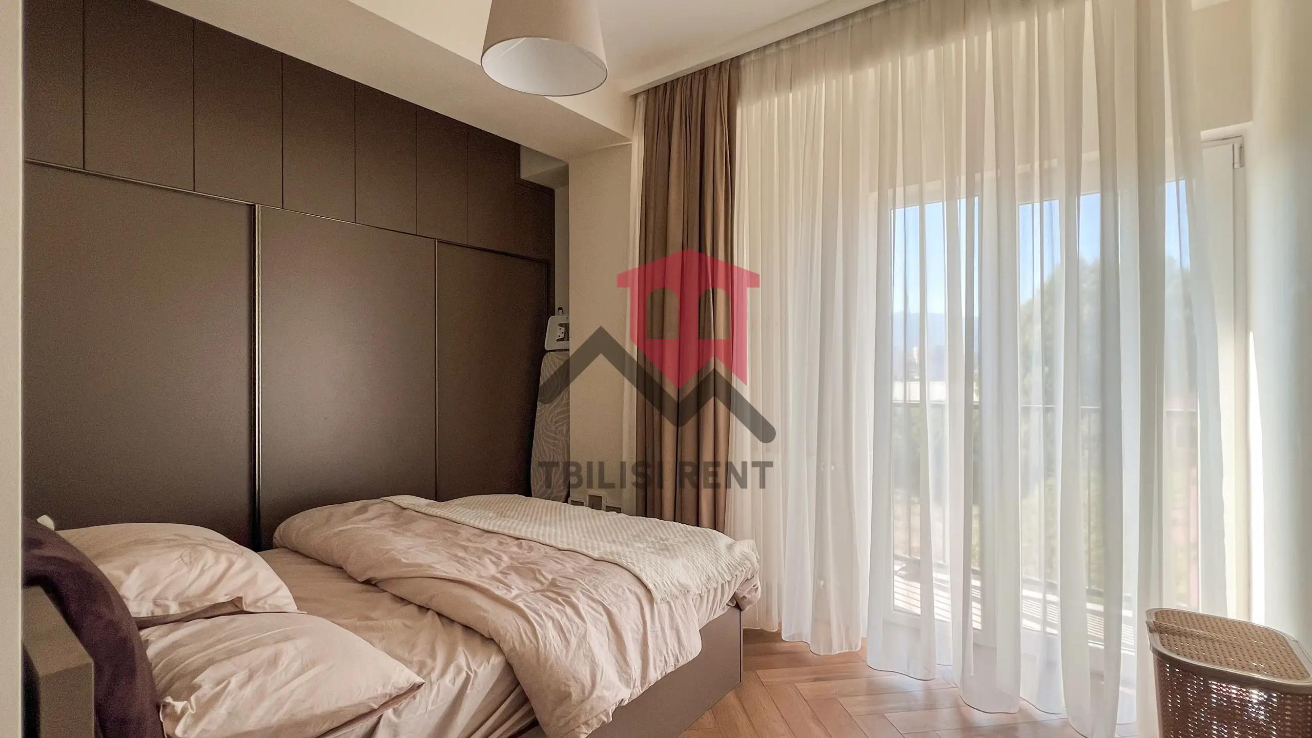 Spacious 3-Bedroom Apartment in Didube photo 6 of 8