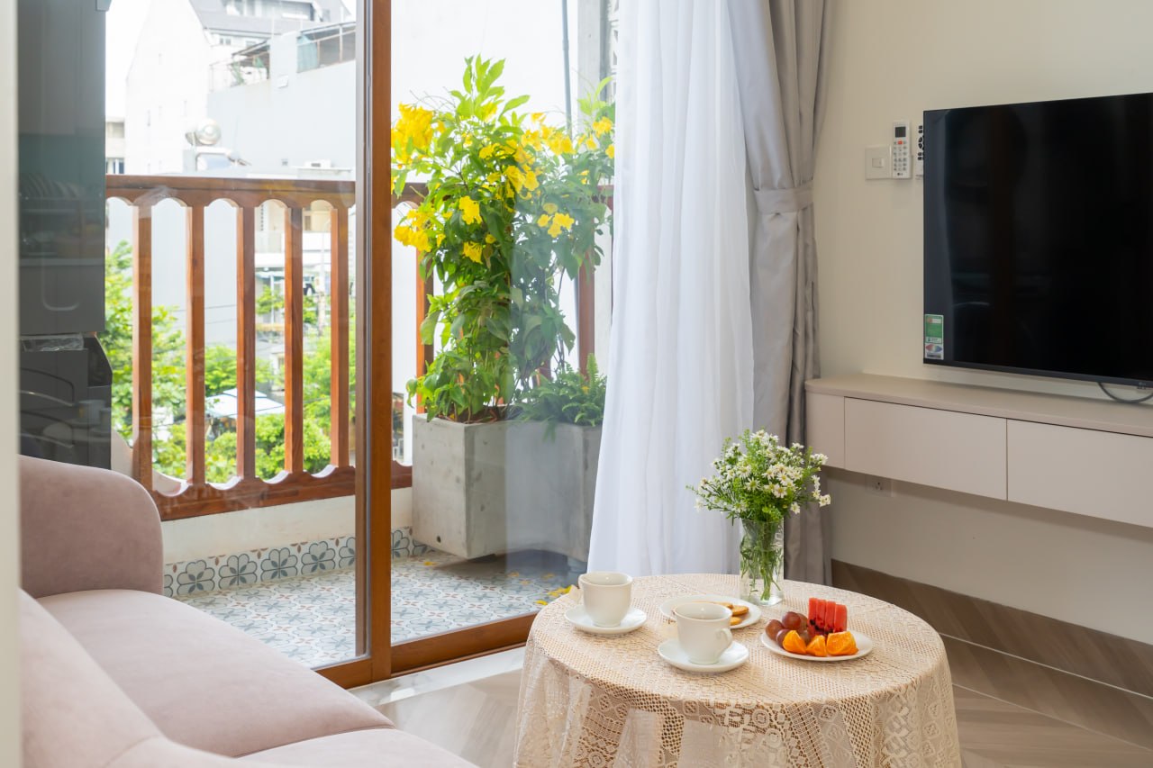1-Bedroom Apartment in Khue My Dong photo 1 of 8