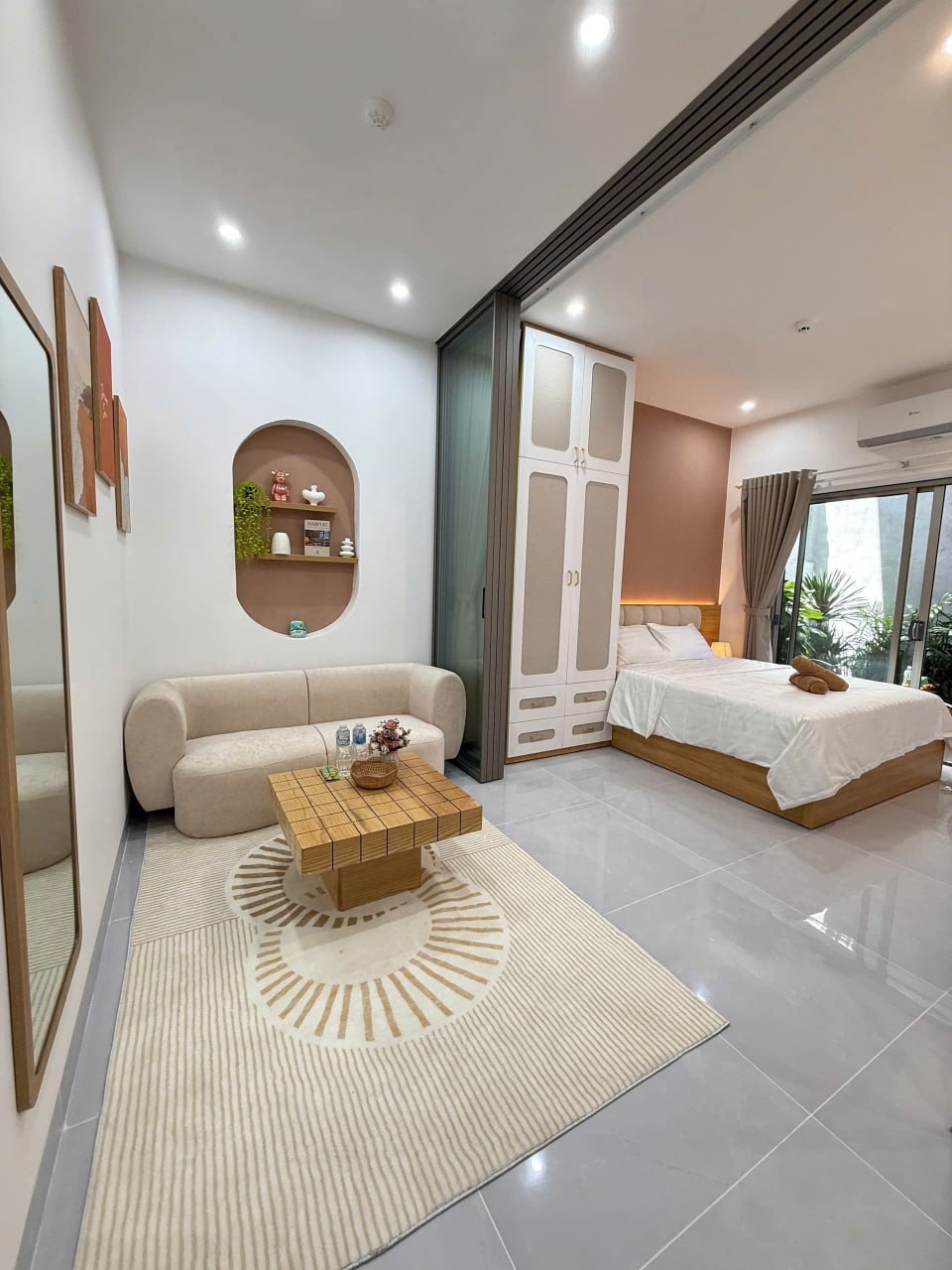 Cozy 1-Bedroom Apartment with Balcony in Phuoc My photo 3 of 6