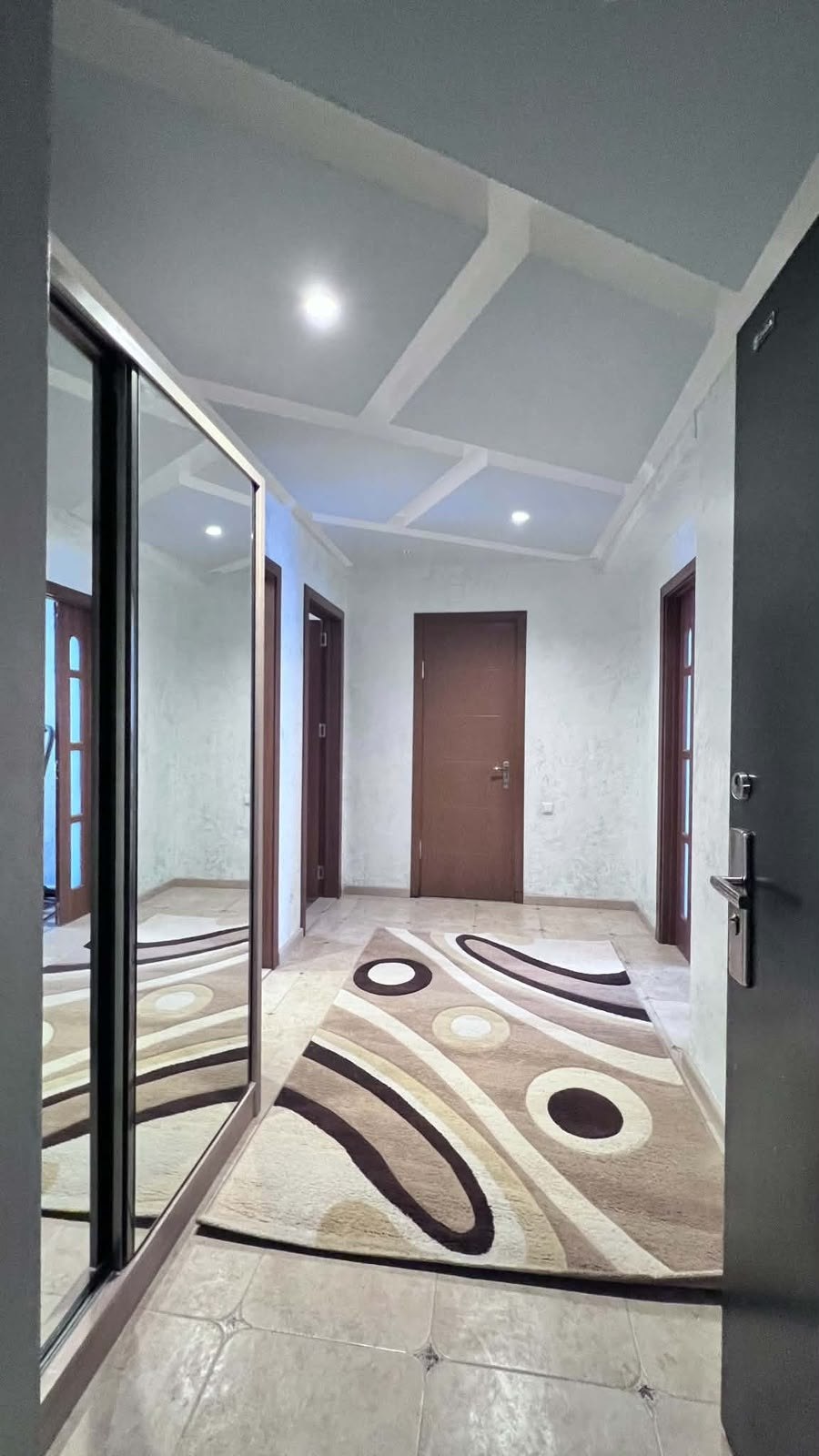 Spacious Two-Bedroom Apartment in Batumi Old Town photo 5 of 8