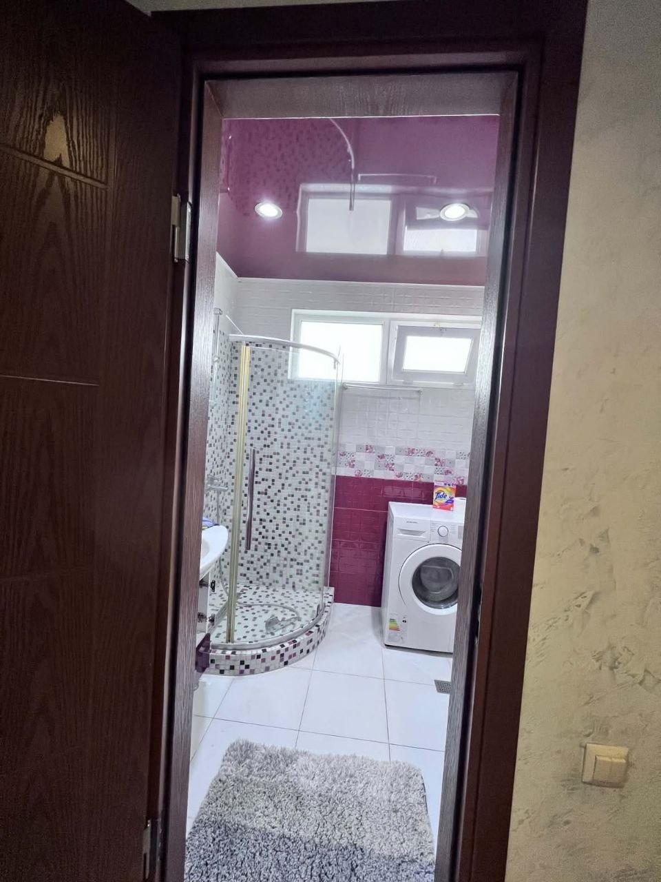 Spacious Two-Bedroom Apartment in Batumi Old Town photo 8 of 8