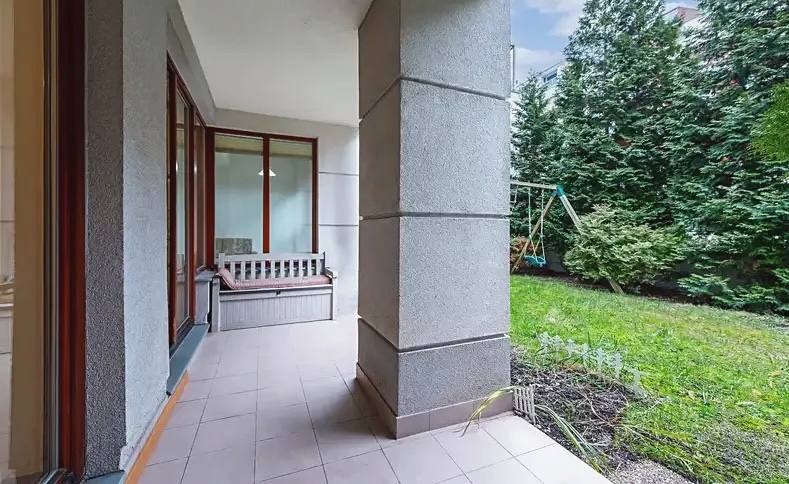 Furnished 2-Bedroom Apartment in Dejvice photo 6 of 8
