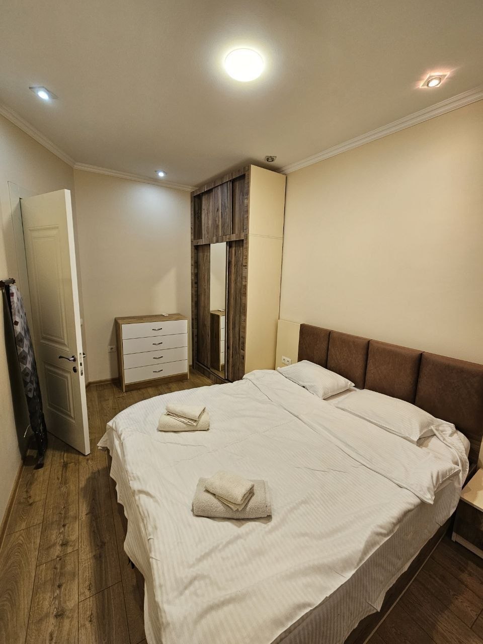 1-Bedroom Apartment in Dar Building photo 7 of 8