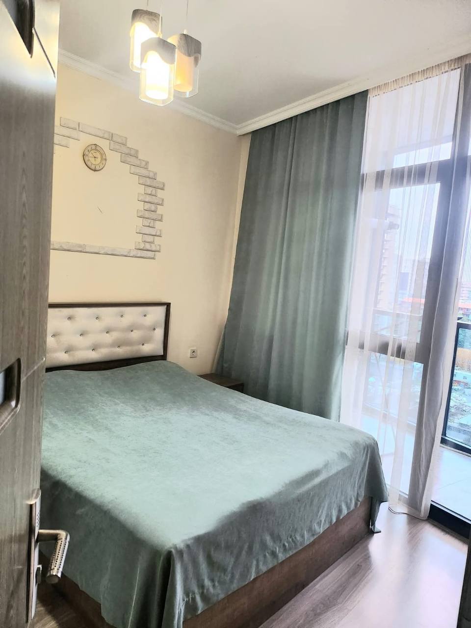 1-Bedroom Apartment on Jiuli Shartava Avenue photo 2 of 8