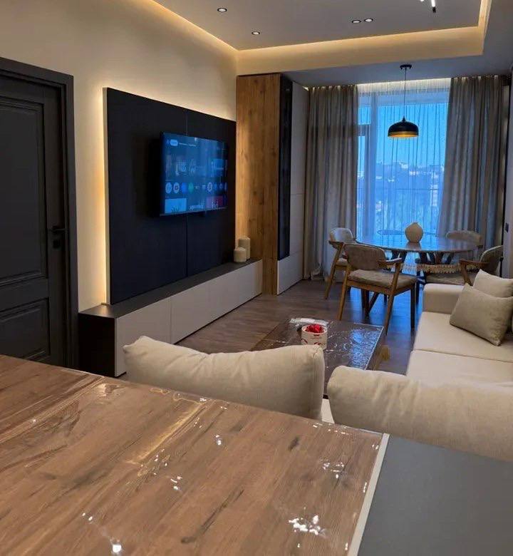Furnished 3-Bedroom Apartment in Arabkir photo 3 of 8