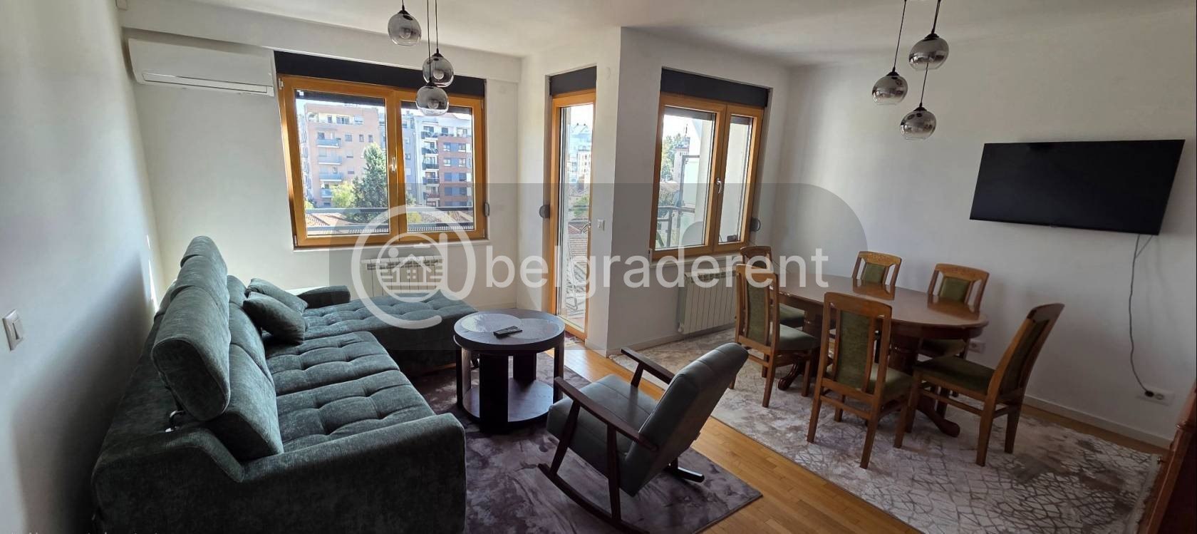 2-Bedroom Apartment in Donji Grad photo 1 of 8