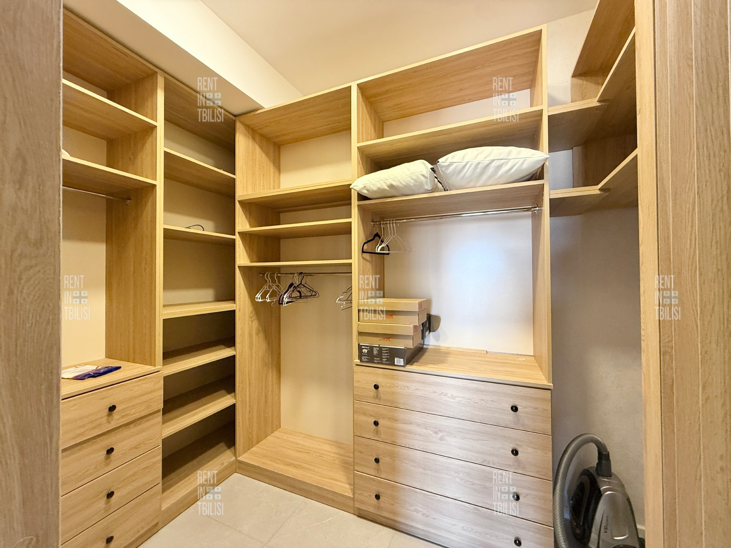 New 1-Bedroom Apartment in Vake photo 6 of 8