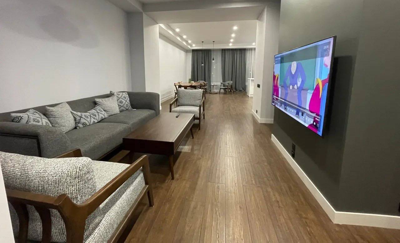 Furnished 4-Room Apartment in Kentron photo 1 of 8
