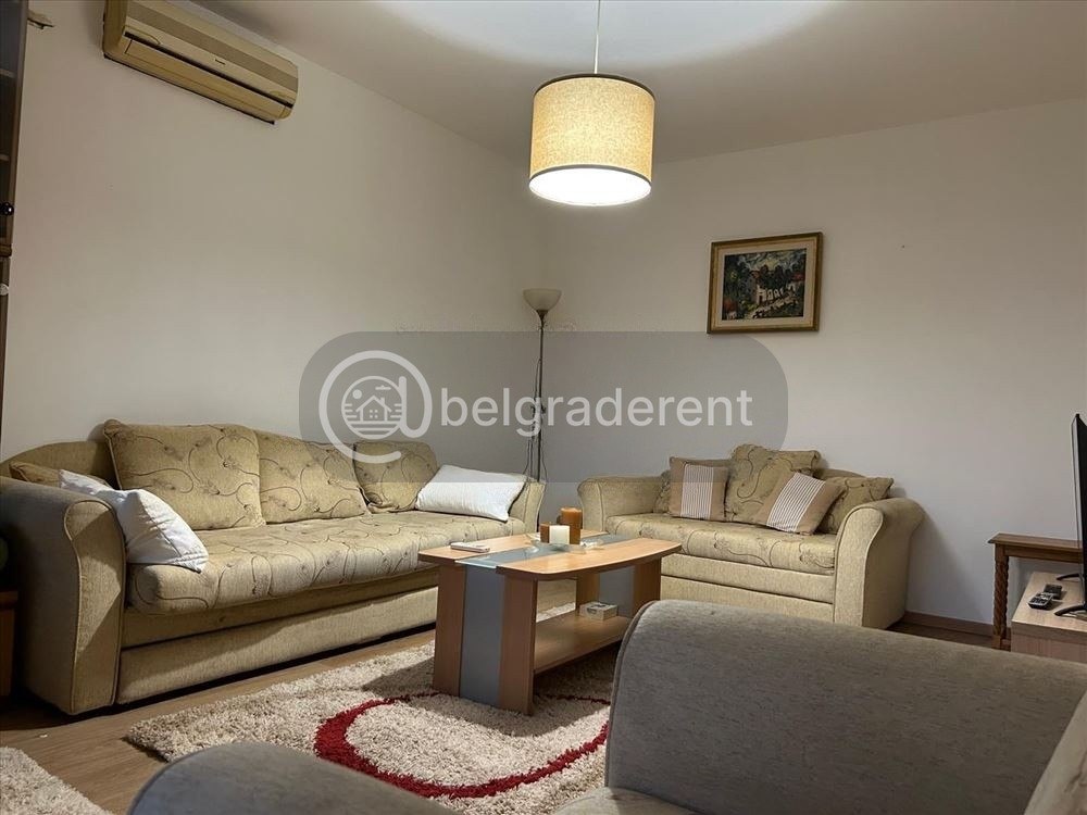 2-Room Apartment in Novi Beograd photo 2 of 7