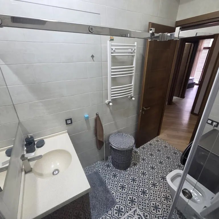 4-Room Apartment in Saburtalo photo 5 of 8