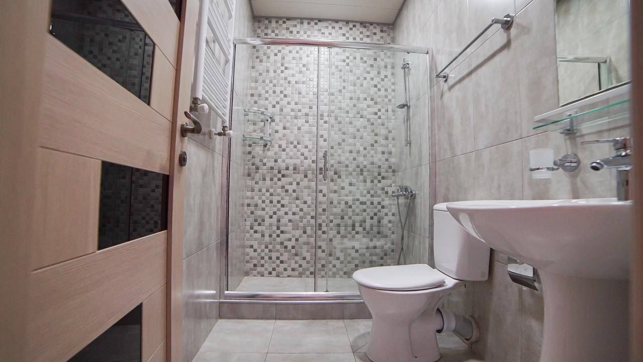 2-комнатная квартира в Батуми photo 8 of 8