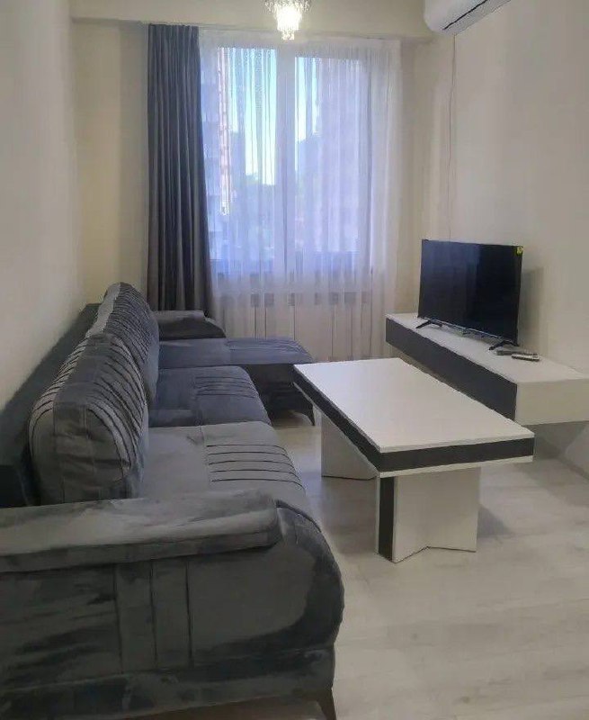 Furnished 3-Room Apartment in Arabkir photo 1 of 8