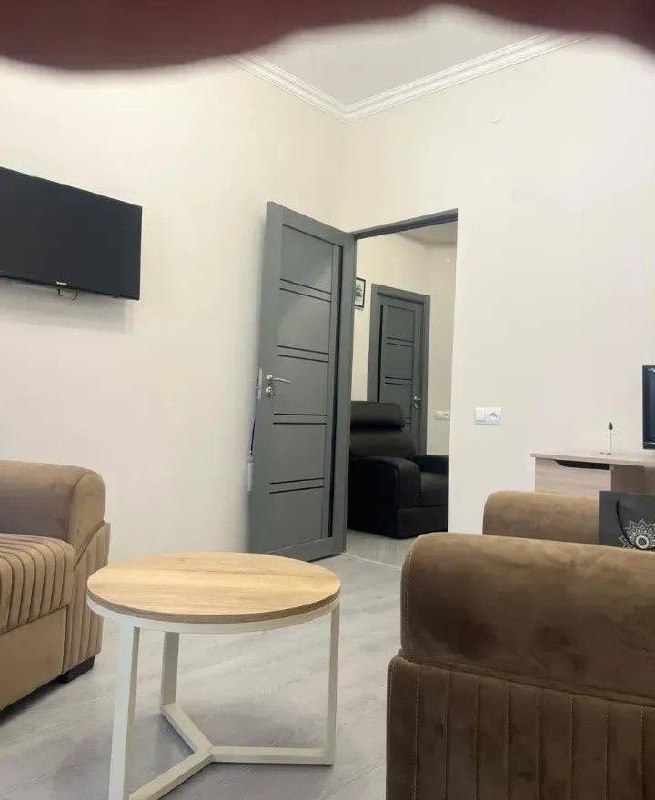 Furnished 3-Room Apartment in Arabkir photo 4 of 8