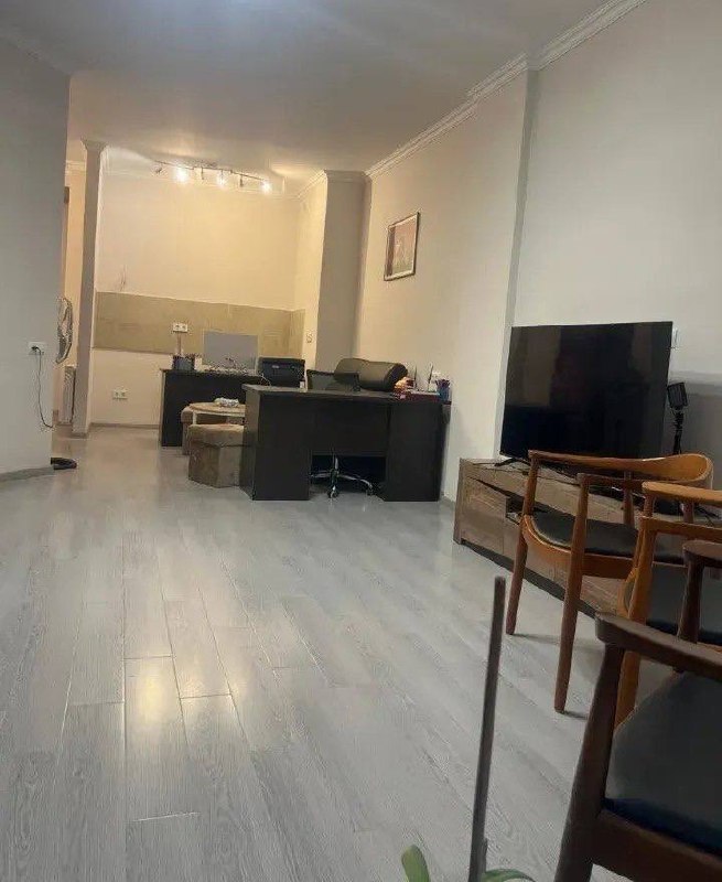 Furnished 3-Room Apartment in Arabkir photo 5 of 8