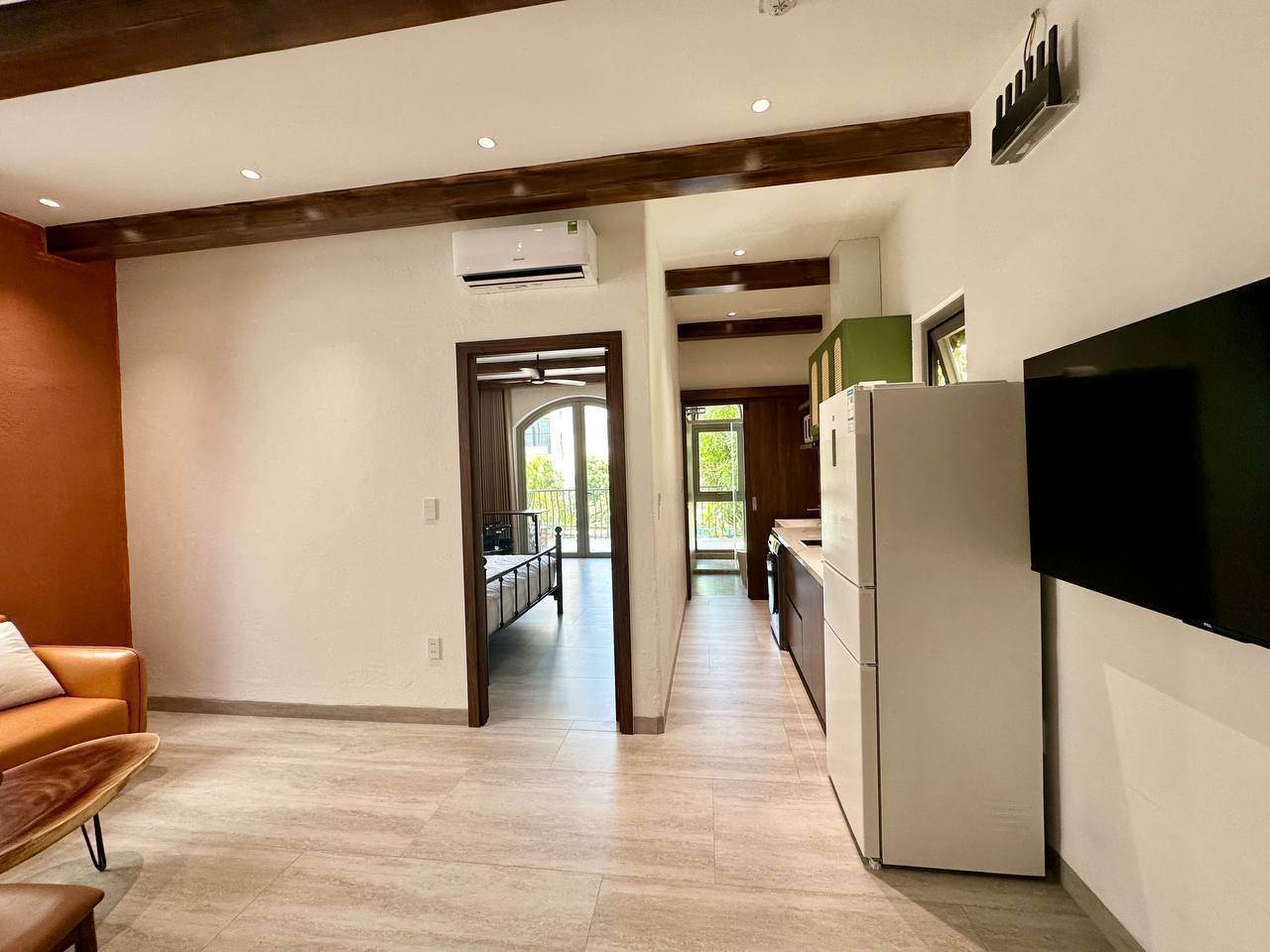 1-Bedroom Apartment Near the Sea photo 3 of 8