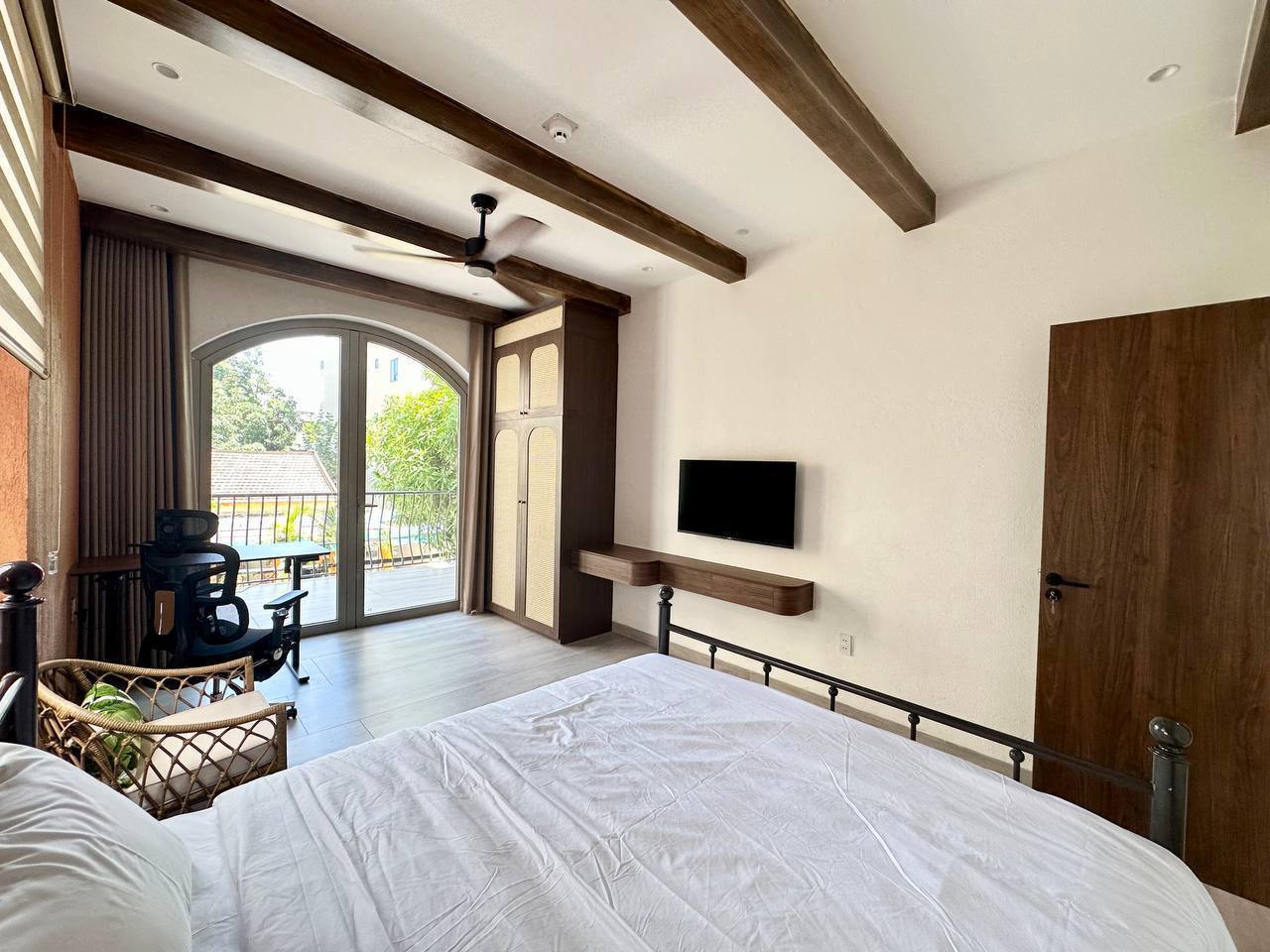 1-Bedroom Apartment Near the Sea photo 8 of 8