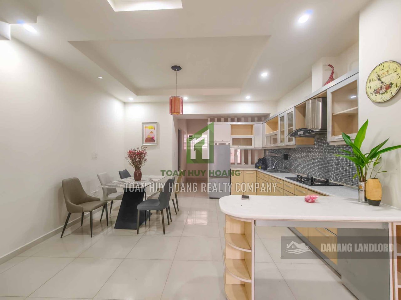 3-Bedroom Two-Story House Near Vincom Plaza photo 4 of 8