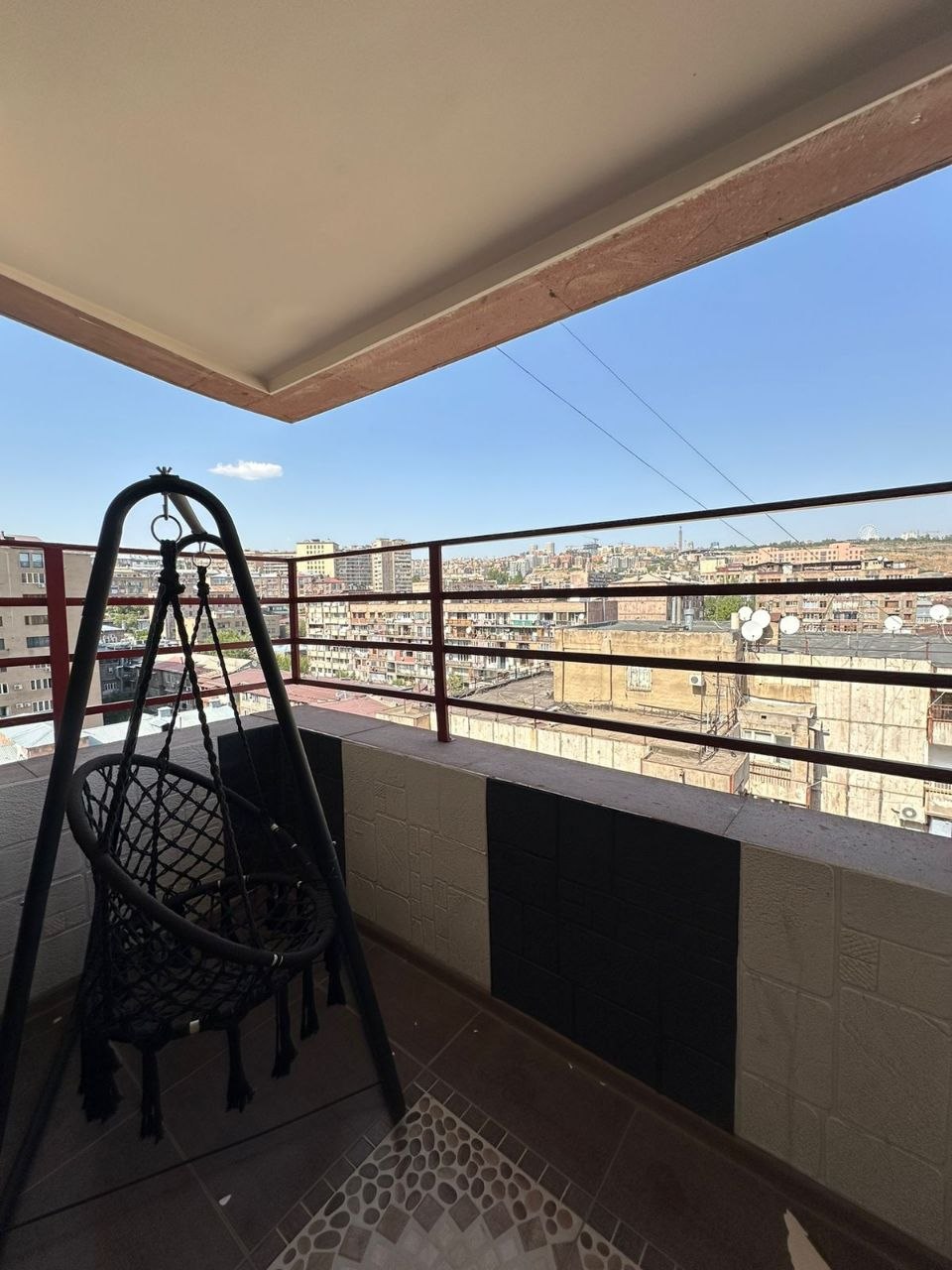 Four-Room Apartment in Central Yerevan photo 4 of 4