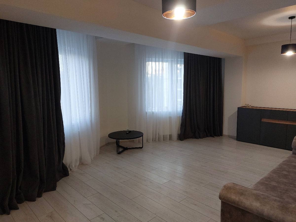 Two-Bedroom Apartment in Riscani photo 3 of 8