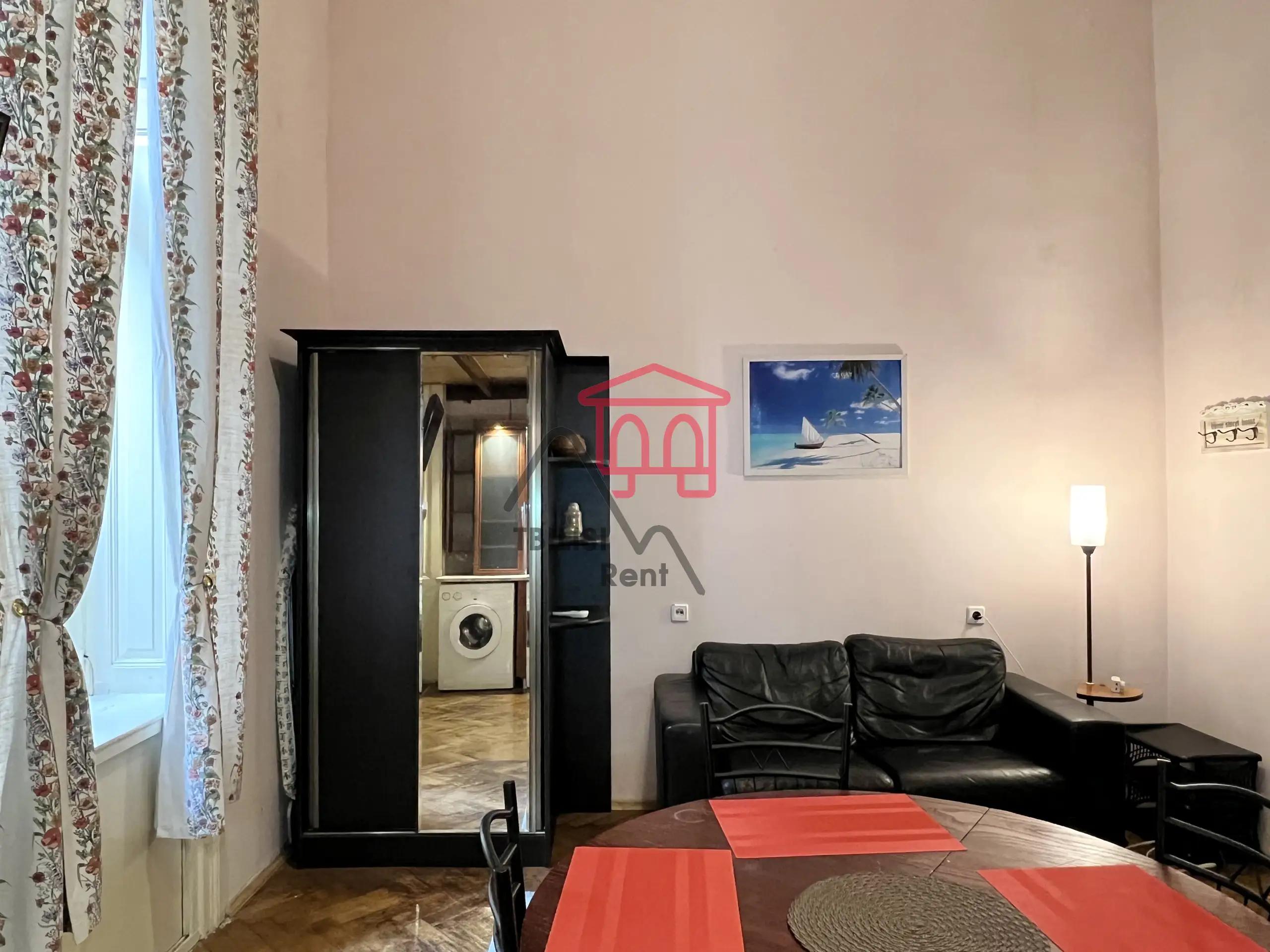 Компактная дуплекс-квартира в Сололаки photo 5 of 8