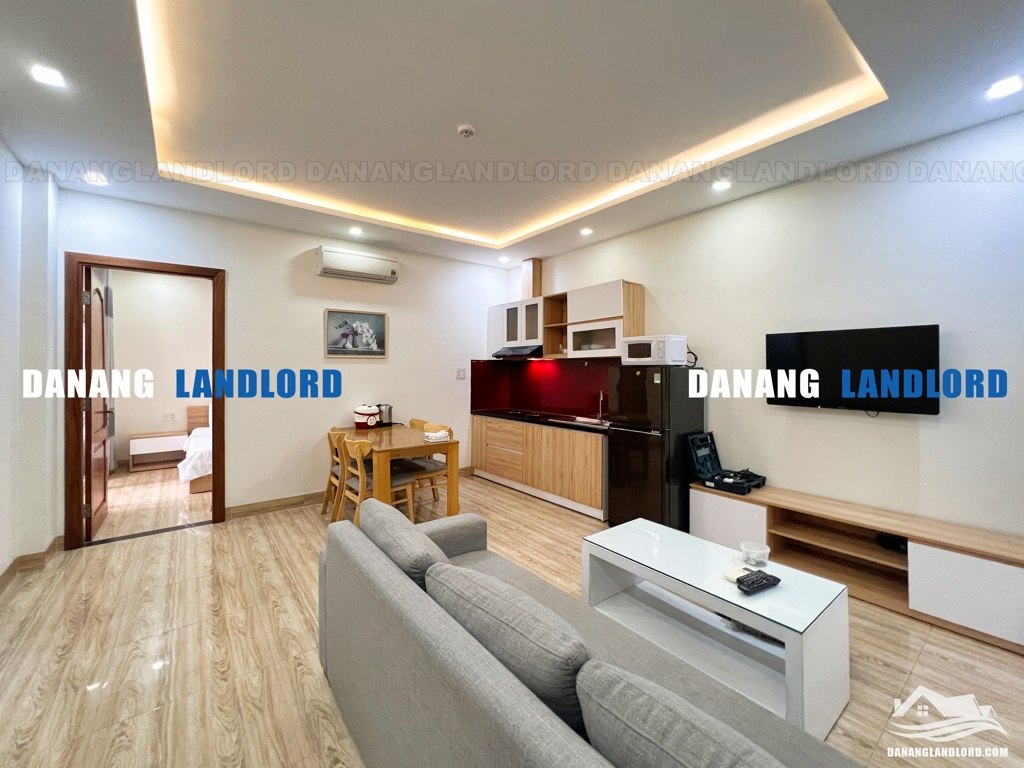 One-Bedroom Apartment Near Premier Village photo 2 of 8