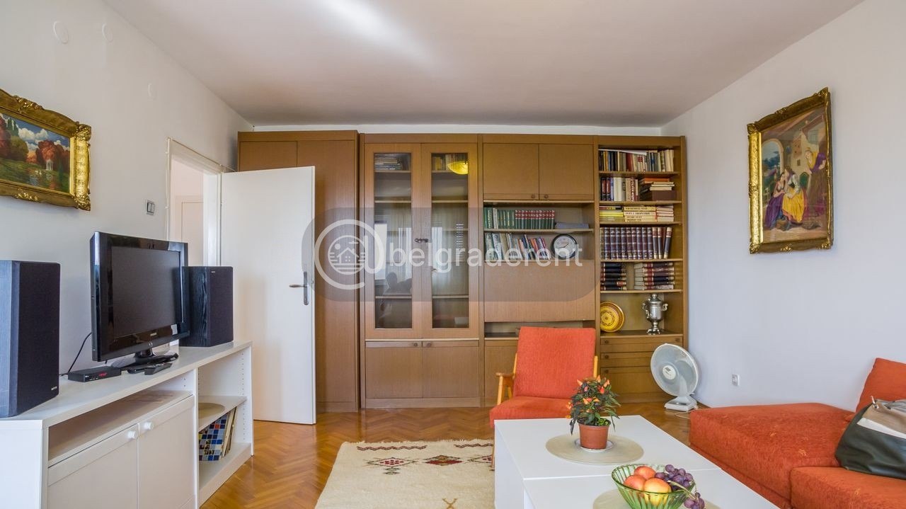 3-Bedroom Apartment in Novi Beograd photo 3 of 8