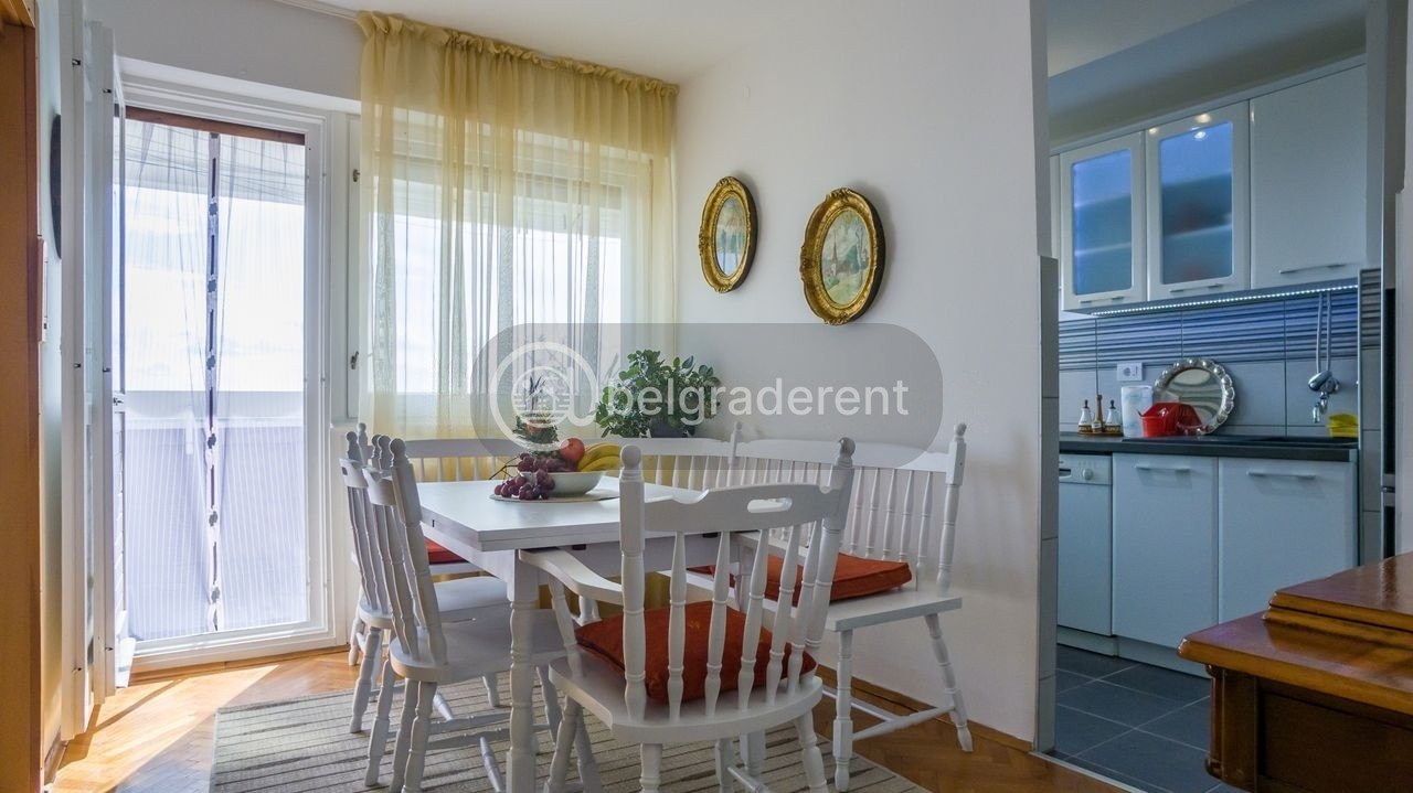 3-Bedroom Apartment in Novi Beograd photo 6 of 8