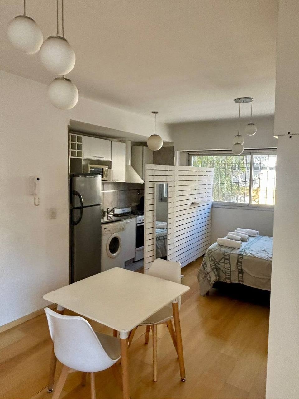 Studio with Balcony in Palermo photo 5 of 8